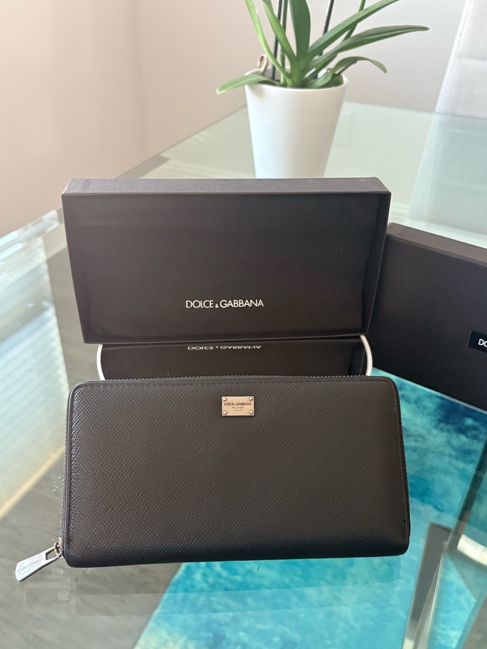 Dolce & Gabbana Zip-Around Continental Wallet